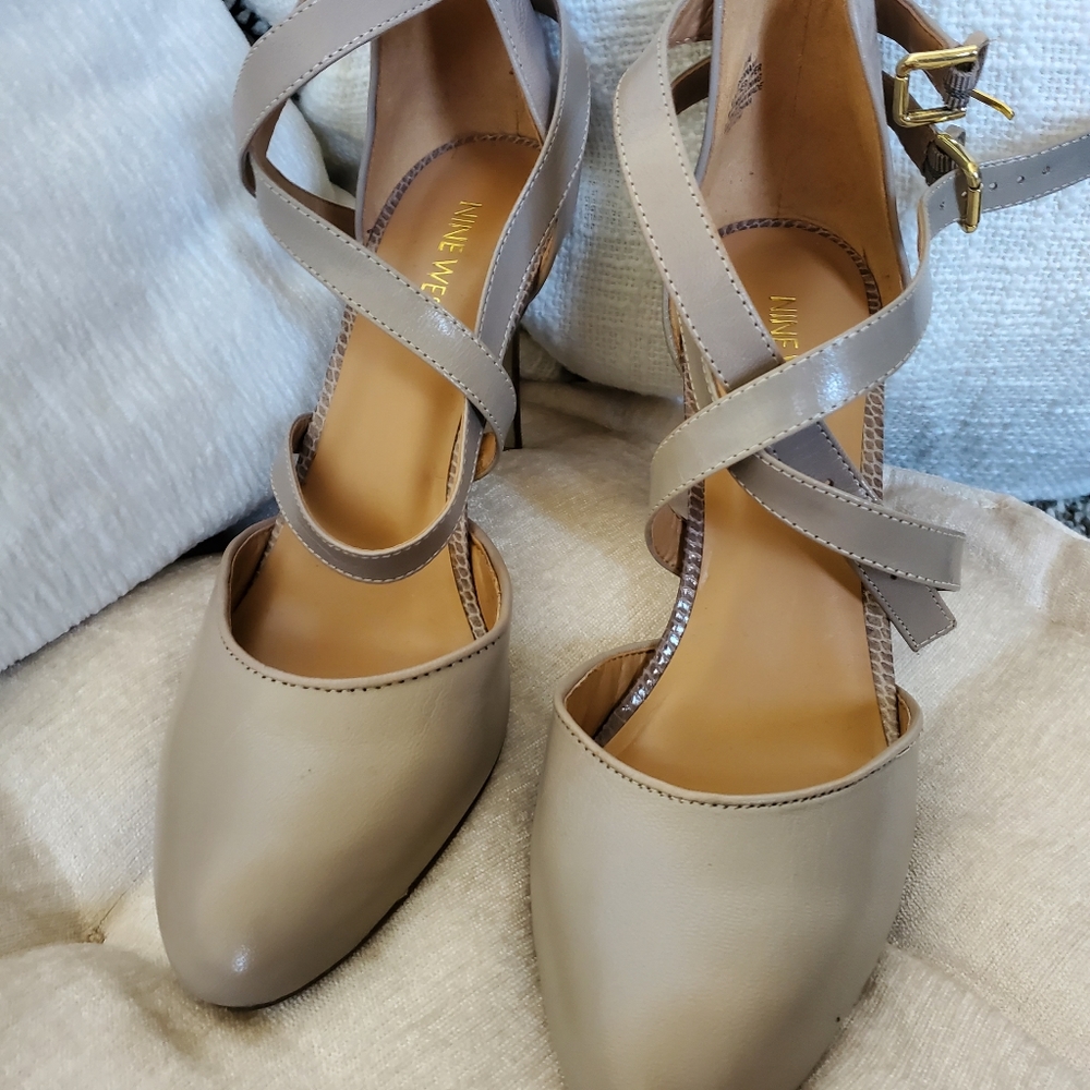Nine West Taupe Heels
